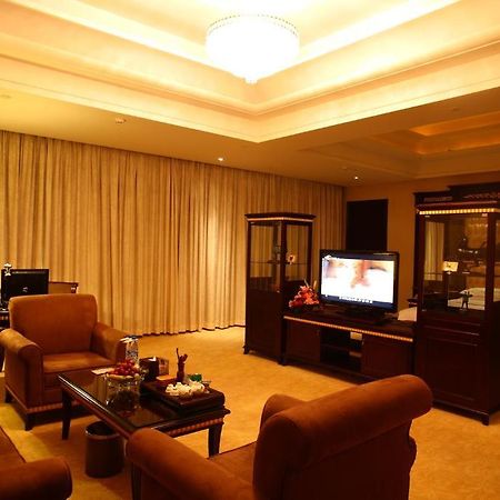 Forla Hotel Dongguan  Zewnętrze zdjęcie